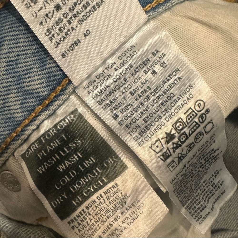 Levi’s 501 Ripped High Waist Straight Leg Jeans - Picture 6 of 7